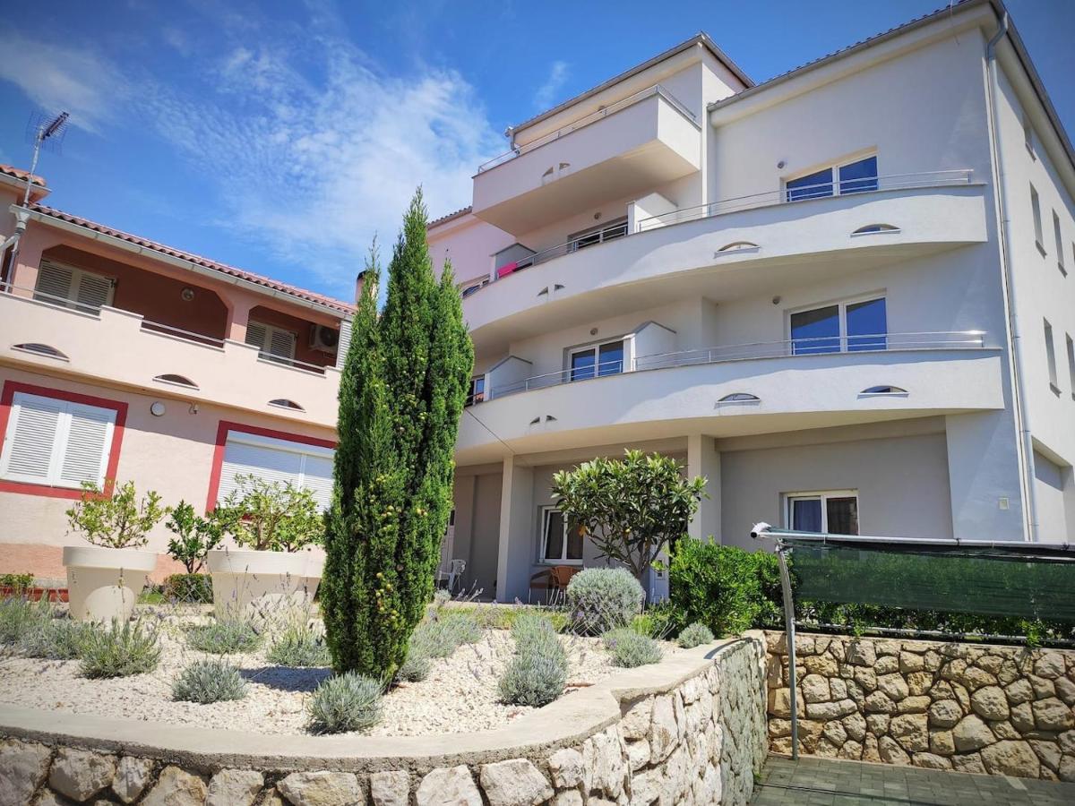Apartment Avada Novalja Dış mekan fotoğraf